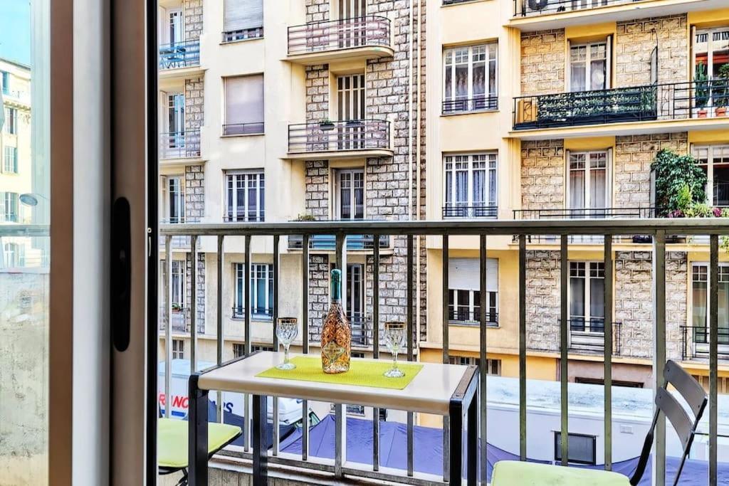 Superbe Pres De La Gare-clim-wifi-espace Dedie Au Travail